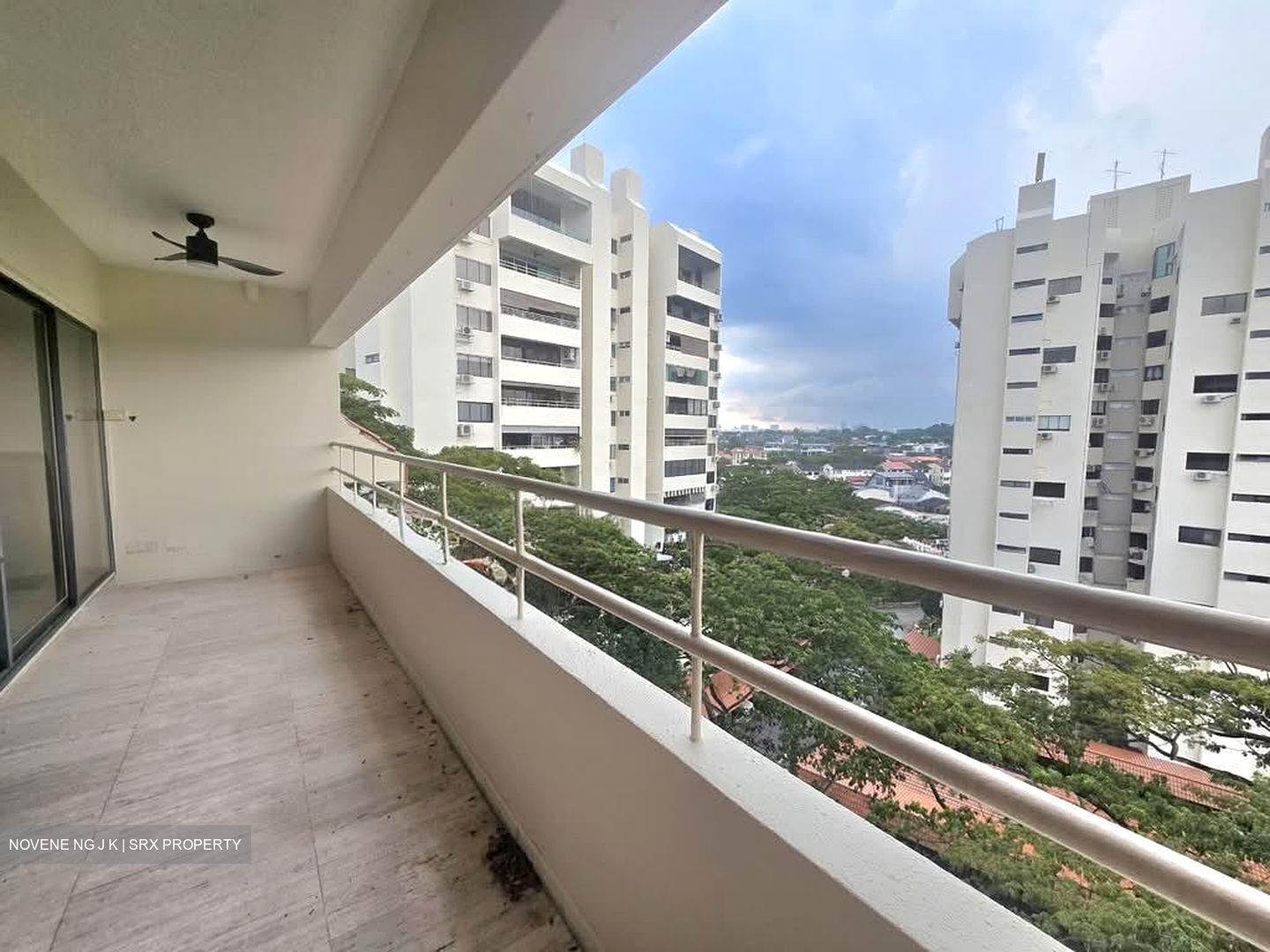 Hillcrest Arcadia (D11), Condominium #559818481